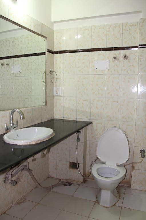 Hotel Vijay Shree Deluxe Patna  Exterior foto